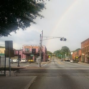 Meet your Posher, Angie